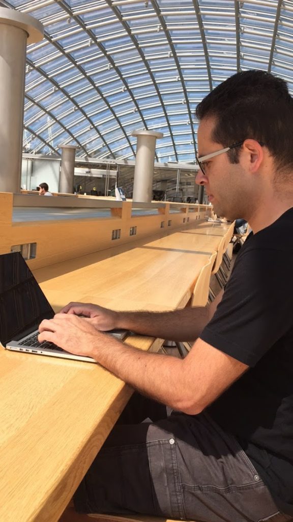 Jon Narong Digital Nomad